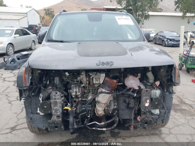 ZACNJBC17KPK38408 Jeep Renegade Trailhawk 4x4