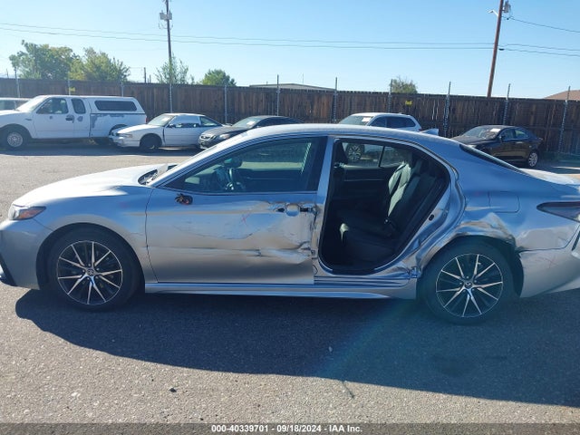 Toyota CAMRY SE 2022 4T1G11AK0NU661234 Image 30