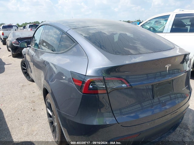 2023 TESLA MODEL Y 7SAYGAEE4PF882782 Photo 2