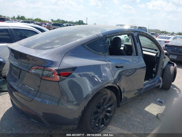 2023 TESLA MODEL Y 7SAYGAEE4PF882782 Photo 3