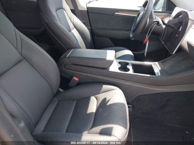 2023 TESLA MODEL Y 7SAYGAEE4PF882782 Photo 4