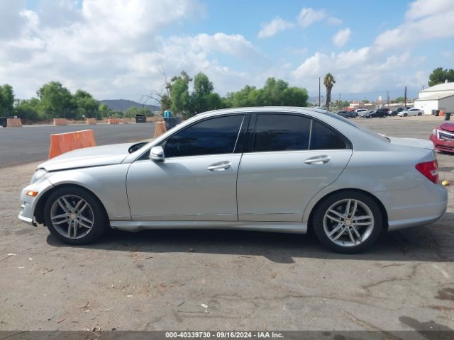 WDDGF4HB3ER305205 Mercedes-Benz C 250 Luxury/sport