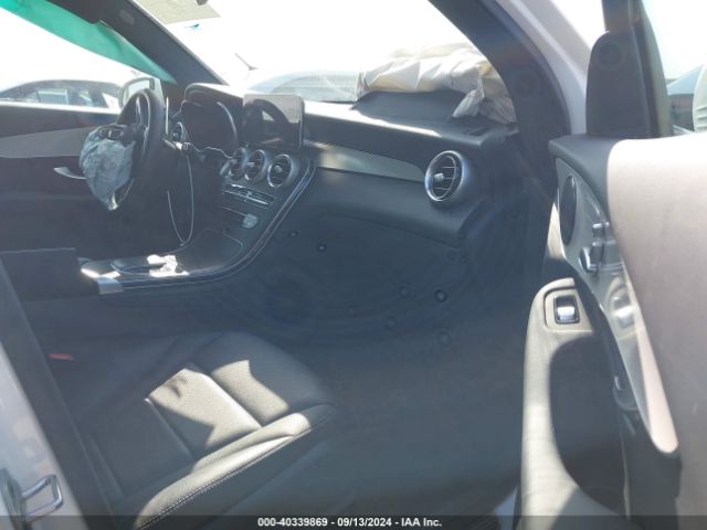 W1N0G8DB0NV352228 Mercedes-Benz Glc 300 Suv