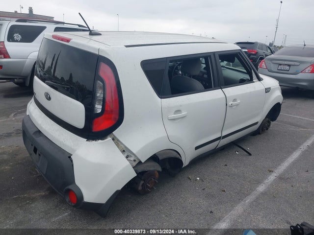 KIA Soul 2015 KNDJN2A24F7227256 Image 4