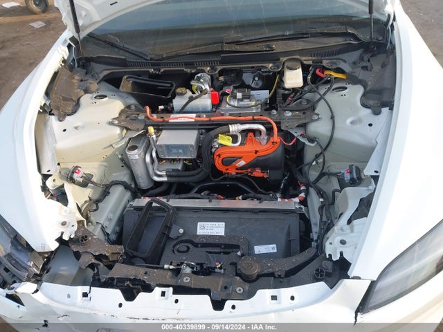 2024 TESLA MODEL 3 5YJ3E1EA3RF823509 Photo 9