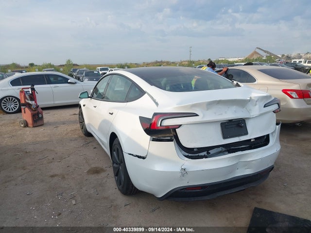 2024 TESLA MODEL 3 5YJ3E1EA3RF823509 Photo 2