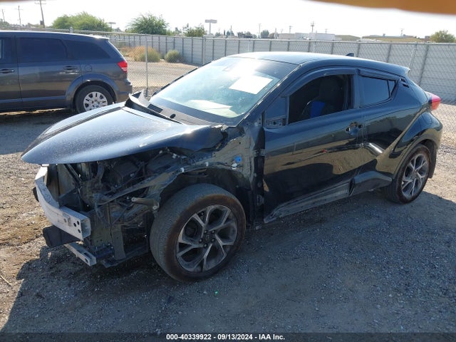 NMTKHMBX6JR039580 Toyota C-HR XLE