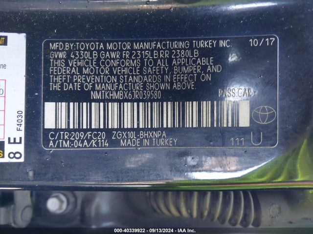 NMTKHMBX6JR039580 Toyota C-HR XLE