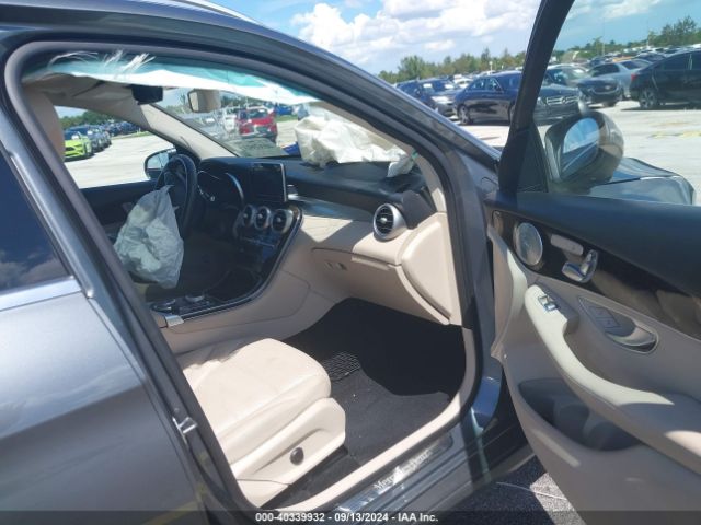 WDC0G4JB7KV184422 Mercedes-Benz GLC 300