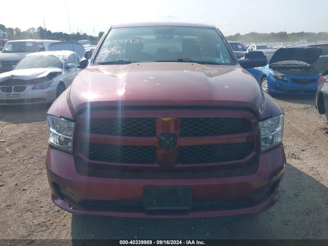 1C6RR7FG4HS618701 RAM 1500 Express Quad Cab 4x4 6'4 Box
