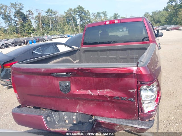 1C6RR7FG4HS618701 RAM 1500 Express Quad Cab 4x4 6'4 Box