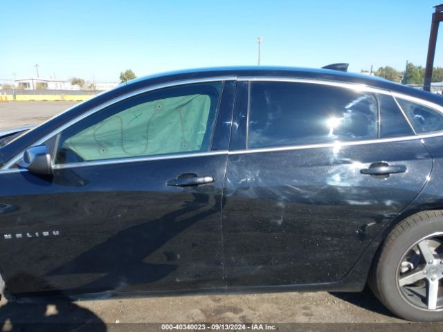 1G1ZD5ST2LF122014 Chevrolet Malibu Fwd Lt
