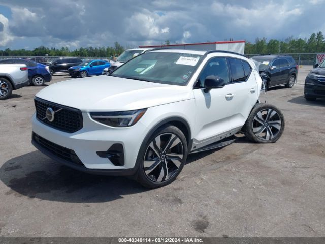 YV4L12UL4P2985215 Volvo Xc40 B5 Plus Dark Theme