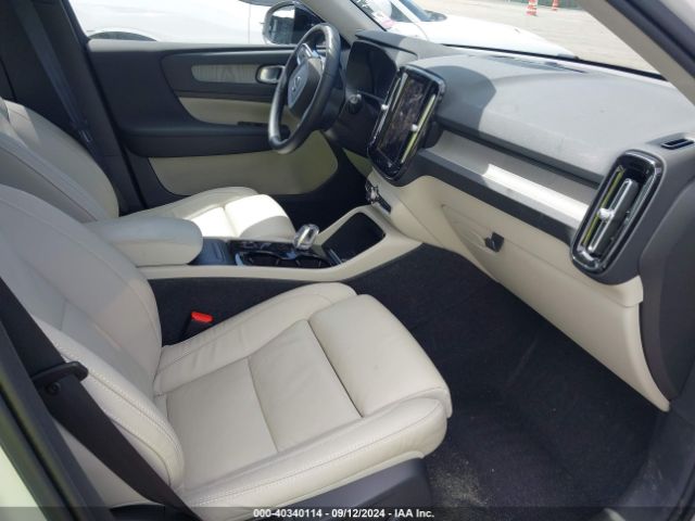 YV4L12UL4P2985215 Volvo Xc40 B5 Plus Dark Theme
