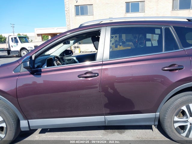 Toyota RAV4 LE 2017 2T3ZFREVXHW391695 Image 15