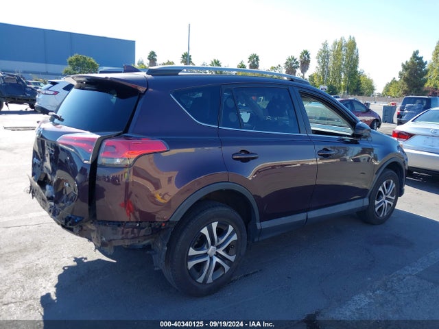 Toyota RAV4 LE 2017 2T3ZFREVXHW391695 Image 4