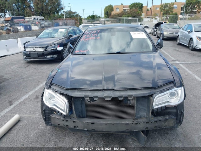 Chrysler 300C 2017 2C3CCAEG3HH549865 Image 12