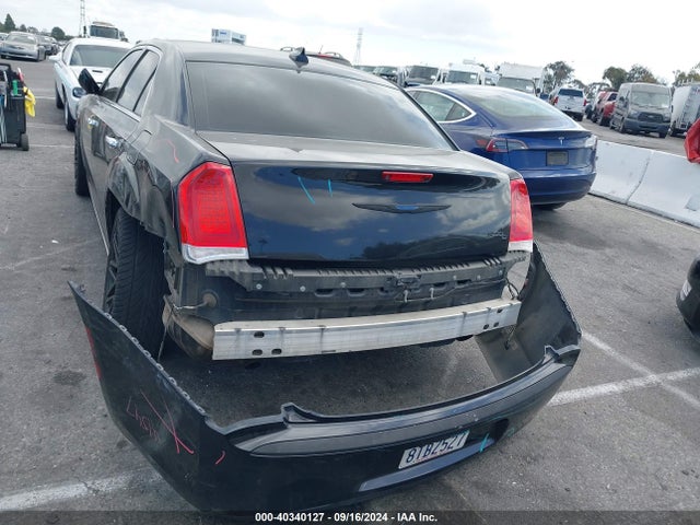 Chrysler 300C 2017 2C3CCAEG3HH549865 Image 16