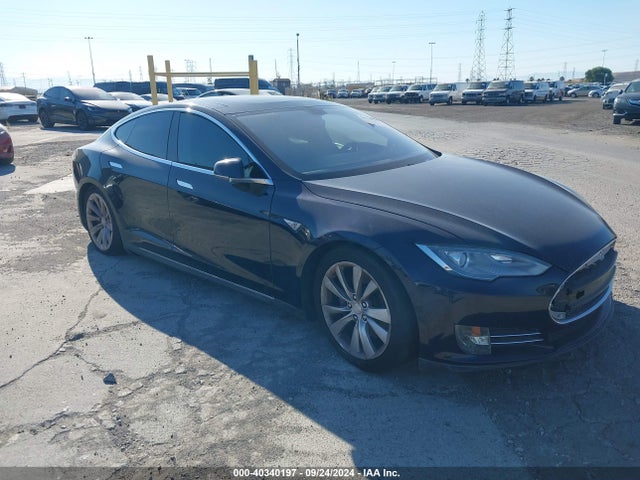 2013 TESLA MODEL S 5YJSA1DP3DFP18152 Photo 0