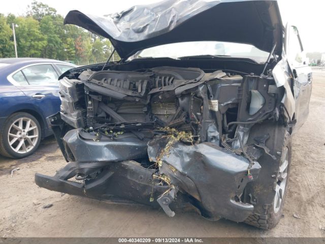 1GCUYEED8MZ241678 Chevrolet Silverado 1500 4wd  Short Bed Rst