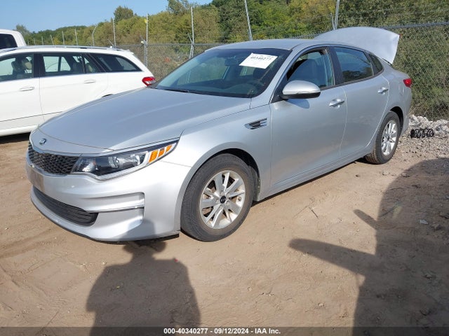 KIA Optima Lx 2018 5XXGT4L37JG184503 Image 2