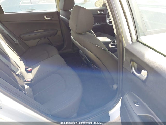 KIA Optima Lx 2018 5XXGT4L37JG184503 Image 8