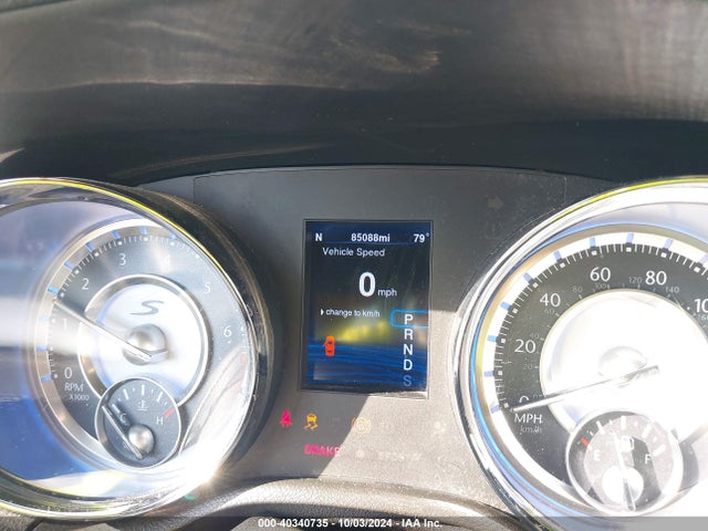 2C3CCABG3EH380219 Chrysler 300 S