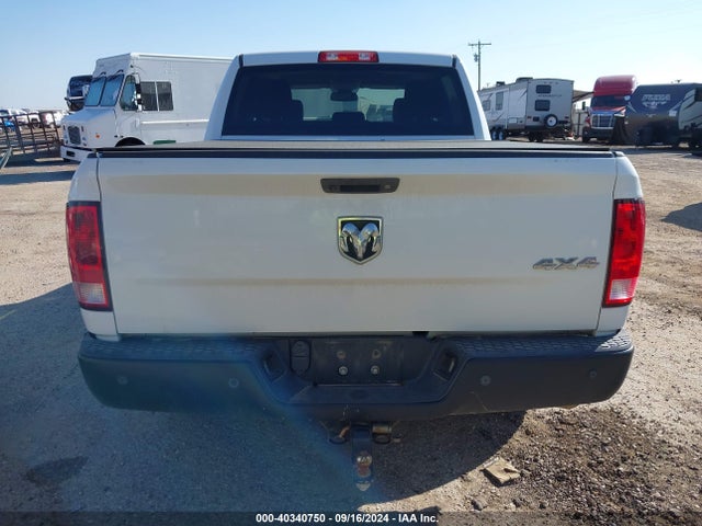 3C6RR7KT8HG622437 RAM 1500 Tradesman  4x4 5'7 Box