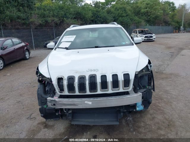 1C4PJMCS2GW331413 Jeep Cherokee Latitude