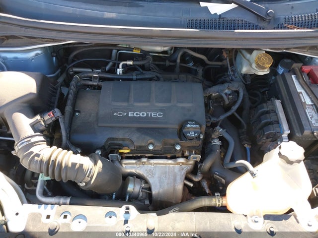 Chevrolet Sonic Premier 2018 1G1JF5SB9J4105461 Image 10