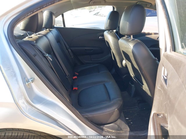 Chevrolet Sonic Premier 2018 1G1JF5SB9J4105461 Image 8