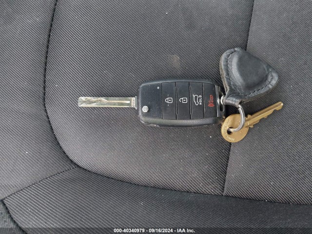 KNDJP3A54G7305689 KIA SOUL +