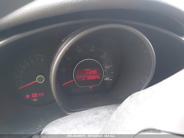 KNDJP3A54G7305689 KIA SOUL +