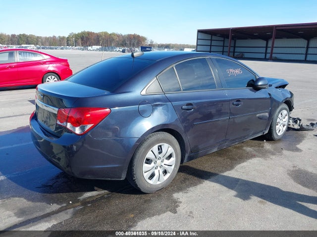 Chevrolet Cruze Ls Manual 2015 1G1PB5SH7F7143478 Image 4