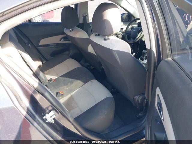 Chevrolet Cruze Ls Manual 2015 1G1PB5SH7F7143478 Image 8