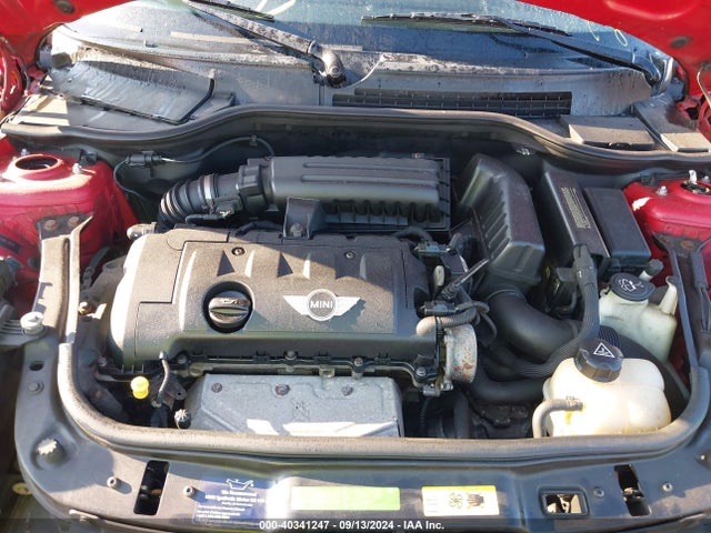 2010 MINI COOPER WMWMF3C5XATZ64689 Photo 9