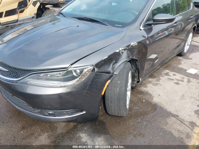 Chrysler 200 Limited 2015 1C3CCCABXFN676848 Image 6