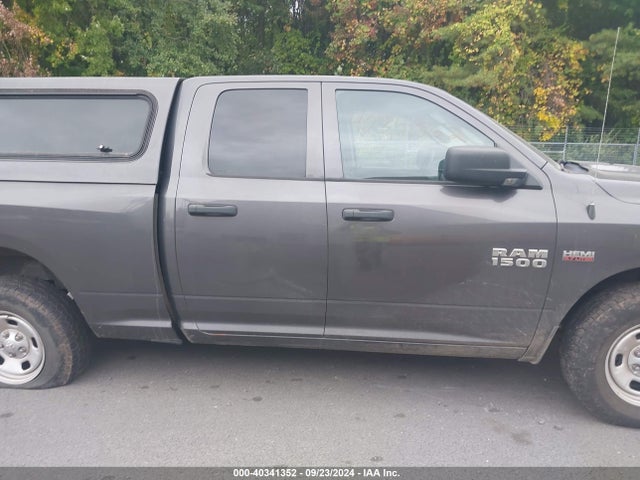 1C6RR7FT0JS327101 RAM 1500 Tradesman Quad Cab 4x4 6'4 Box
