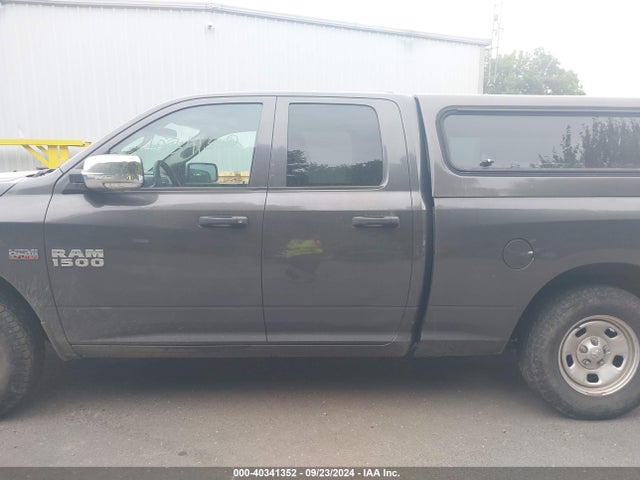 1C6RR7FT0JS327101 RAM 1500 Tradesman Quad Cab 4x4 6'4 Box