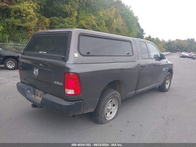 1C6RR7FT0JS327101 RAM 1500 Tradesman Quad Cab 4x4 6'4 Box