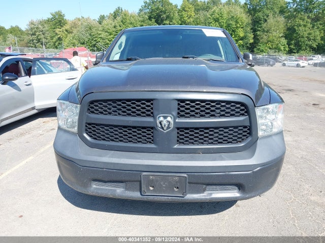 1C6RR7FT0JS327101 RAM 1500 Tradesman Quad Cab 4x4 6'4 Box