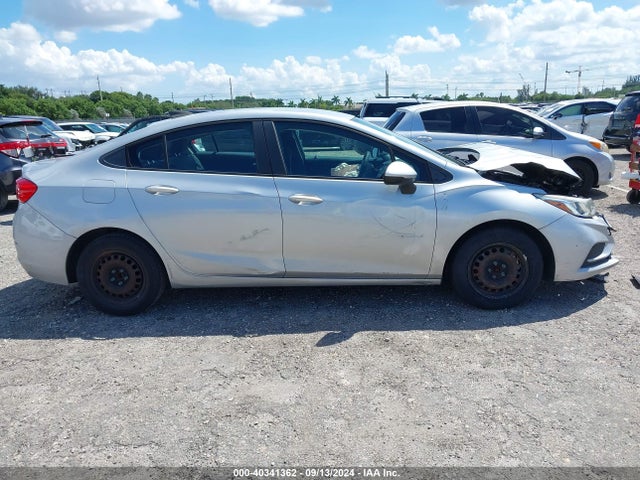 Chevrolet Cruze Ls Auto 2017 1G1BC5SM8H7174679 Image 13