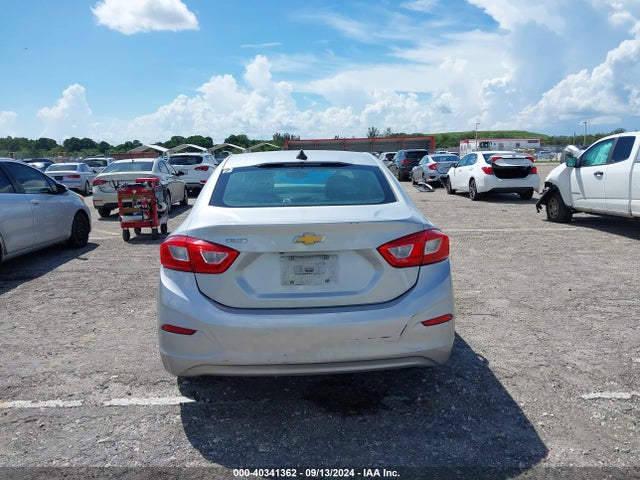 Chevrolet Cruze Ls Auto 2017 1G1BC5SM8H7174679 Image 16