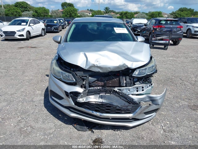 Chevrolet Cruze Ls Auto 2017 1G1BC5SM8H7174679 Image 6