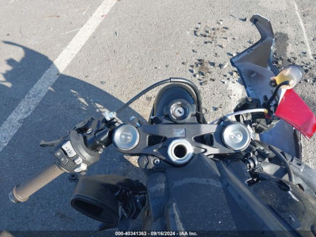 2017 HONDA CBR1000 JH2SC7755HK000058 Photo 6