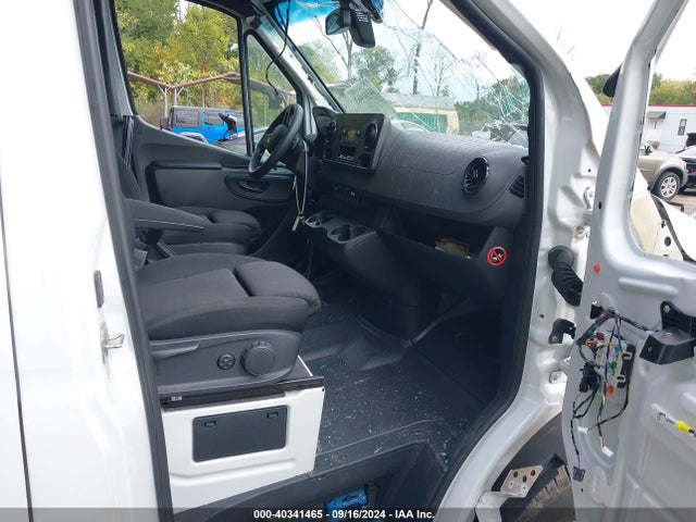 W1W40BHY6MT046951 Mercedes-Benz Sprinter 2500 Standard Roof I4