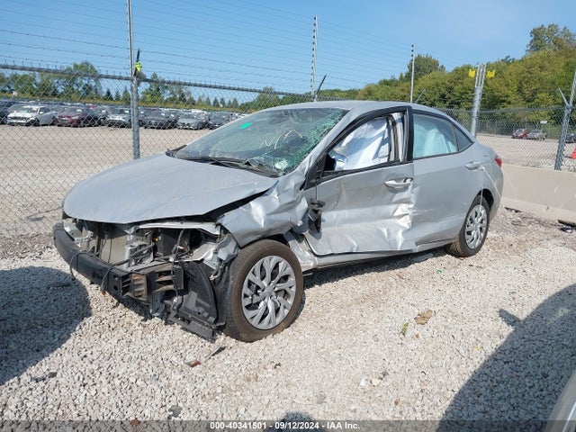 Toyota COROLLA LE 2019 2T1BURHE6KC196407 Image 2