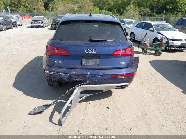 WA1BNAFY5J2016207 Audi Q5 2.0t Premium/2.0t Tech Premium