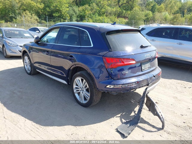 WA1BNAFY5J2016207 Audi Q5 2.0t Premium/2.0t Tech Premium