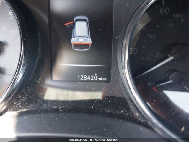 KNMAT2MT3HP618881 Nissan ROGUE SV